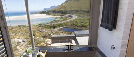 單棟房屋 (2 Bedrooms) | 內部