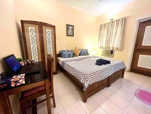 2 bedrooms, iron/ironing board, WiFi, bed sheets - Astral – 2BHK /Pool /WFH / WiFi (Candolim)