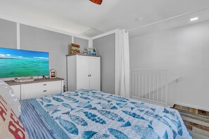 1 bedroom, free WiFi, bed sheets - Salty Air Retreat 1bed/2bath brand new condo in Ocean Isle Fishing village with shared pool (Marathon)