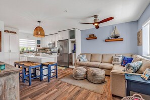 TV - Salty Air Retreat 1bed/2bath brand new condo in Ocean Isle Fishing village with shared pool (Marathon)