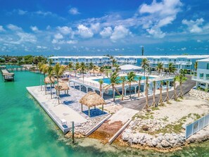 Unclassified image, 2 of 35, button