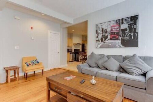 NEW! Boston Condo Near MBTA, 3Mi to Fenway! (U1)