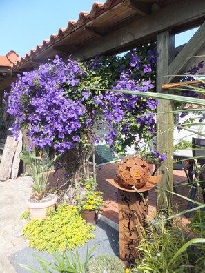 Exterior detail - 5 star holiday apartment “Am Mönkeberg” in the Weserbergland (Emmerthal)
