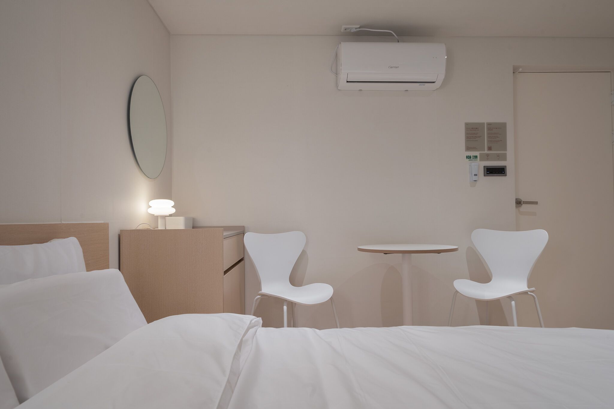 أغطية فراش متميزة وبديكورات فريدة لكل غرفة وطراز فريد لكل وحدة