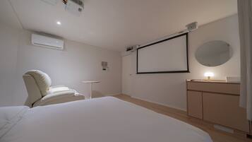 Premier Double Room | Premium bedding, individually decorated, individually furnished