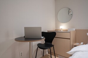 BUSINESS | Premium bedding, individually decorated, individually furnished - Anook Hotel Daejeon Daeheung (Daejeon)