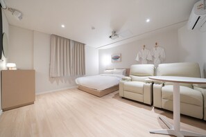 Premium bedding, individually decorated, individually furnished - Anook Hotel Daejeon Daeheung (Daejeon)