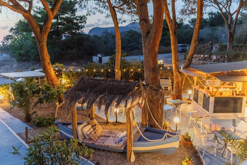 Holiday Eolie Village