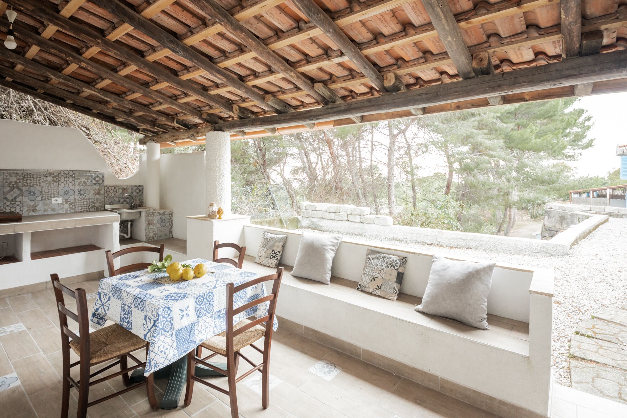 Standard Studio | Minibar, desk, soundproofing, bed sheets