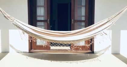 Apartment with two suites, two blocks from the sea and three from the lagoon.