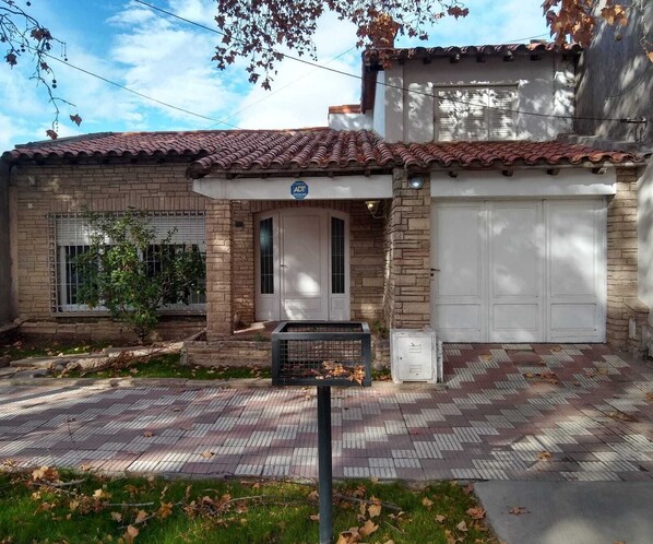 Terrace/patio - Casa con Cochera en el Centro de San Rafael (San Rafael)