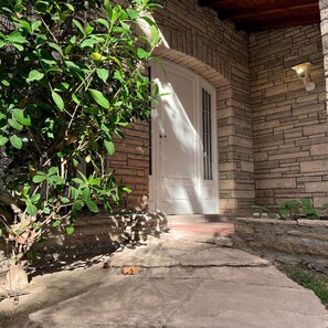 Exterior detail - Casa con Cochera en el Centro de San Rafael (San Rafael)