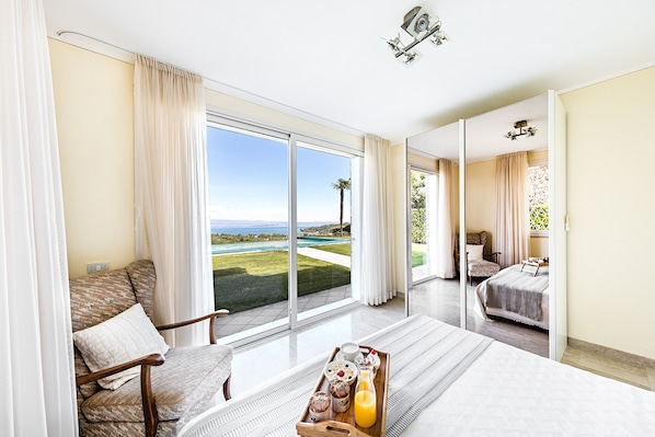 Basic Villa | 3 bedrooms, iron/ironing board, free WiFi, bed sheets - Villa Perla by Wonderful Italy (Lonato del Garda)