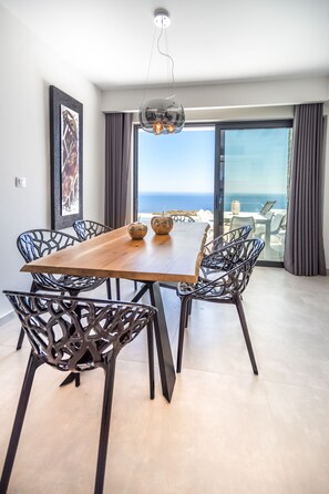 Dining - Villa Daniela: Luxurius villa with private pool and sea view (Ierapetra)