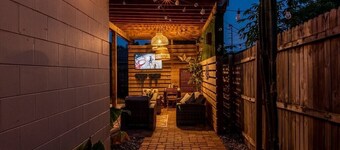 Upscale 4 BR Ybor Hse with Outdoor Living Space