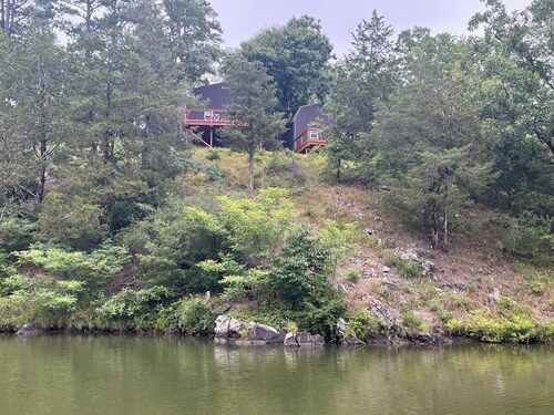 The Aspen at Hamilton Cove ~ Cabin Eleven ~ Pet Friendly