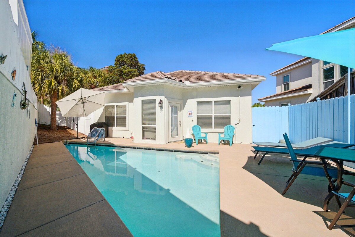 Photo 39 of NEW PRIVATE POOL! NEWLY REMODELED! SLEEPS 8! 2/2.5!PET FRIENDLY!!!WINTER RENTERS WELCOME!!!