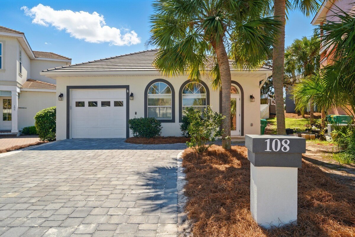 Photo 33 of NEW PRIVATE POOL! NEWLY REMODELED! SLEEPS 8! 2/2.5!PET FRIENDLY!!!WINTER RENTERS WELCOME!!!