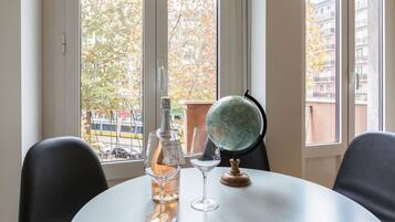 Comfort Apartment Via Solari 2a | Living area | 50-inch flat-screen TV with satellite channels