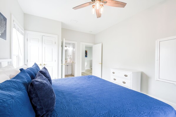 6 Schlafzimmer, Bügeleisen/Bügelbrett, kostenloses WLAN, Bettwäsche