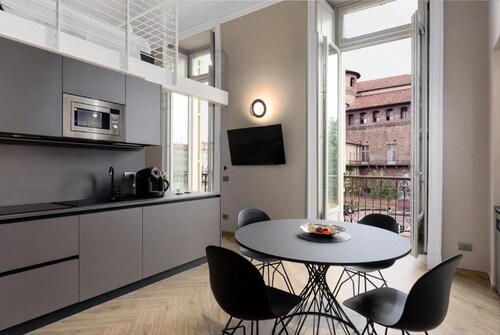 Junior Suite with Balcony-Q71 TIMELESS SUITES