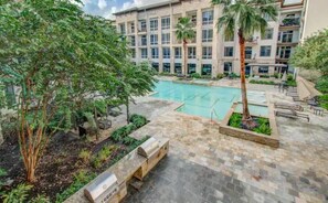 Pool - The Escape | Luxury and Central (Houston)