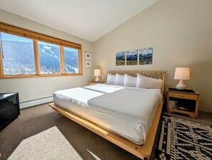 3 chambres, fer et planche à repasser, Wi-Fi, literie fournie