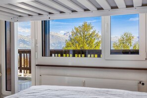 1 soverom, strykejern/-brett, wi-fi (inkludert) og sengetøy