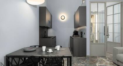 Superior King Suite-Q71 TIMELESS SUITES