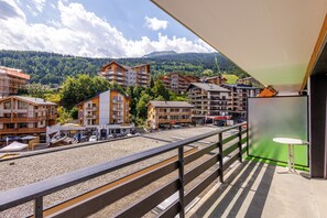 Property grounds - Les Platanes I1 - 6  pers - centre station (Haute-Nendaz)