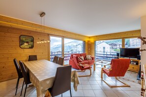 Interior - Les Platanes I1 - 6  pers - centre station (Haute-Nendaz)