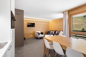 TV, fireplace - Mont-Fort C3 - 8 pers - au pied des pistes (Siviez)