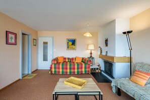 Televisión y reproductor de DVD 