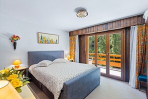 Bügeleisen/Bügelbrett, Bettwäsche