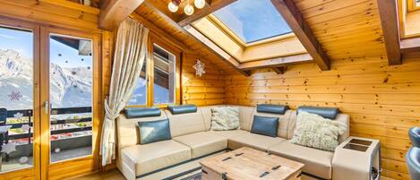 Télévision, cheminée