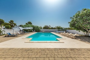 Piscina stagionale all'aperto