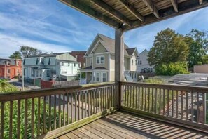 Property grounds - NEW! Boston Condo Near MBTA, 3 Mi to Fenway! (U2) (Boston)