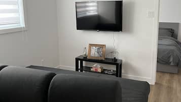 Smart TV, video games