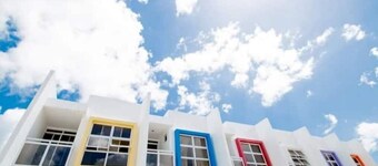 New Whole Townhouse Unit w/ 24H Security!