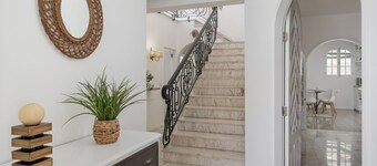 Grand traditional villa in Funchal | BelleVeva