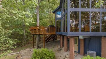 Enceinte de lâhĂ©bergement