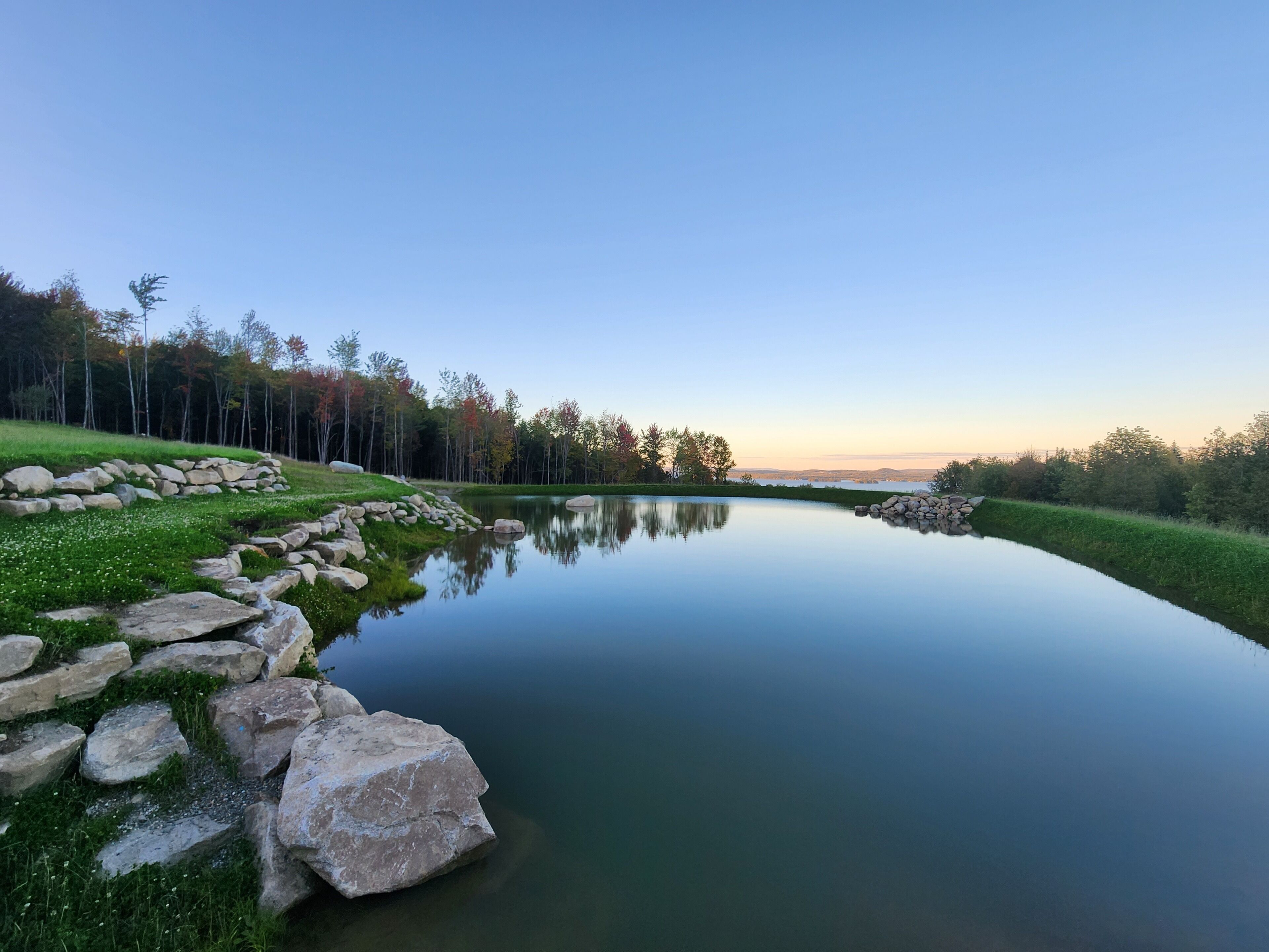 The Country Home - 166 acre estate, Ski, VAST