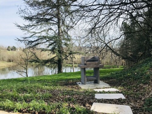 Gîte de charme 4 personnes, WIFI&NETFLIX. Jacuzzi.