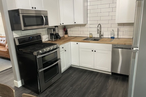 Forn, placa de cuina i rentaplats