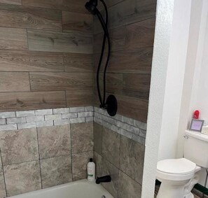 Shower, hair dryer, towels, toilet paper - #13  Rock and Roll, Good Times & Memories in the Making (Royal)