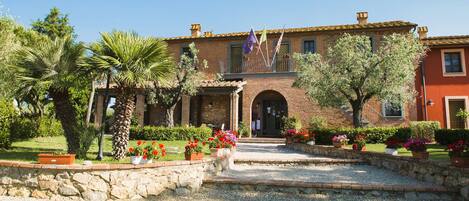 Facciata della struttura