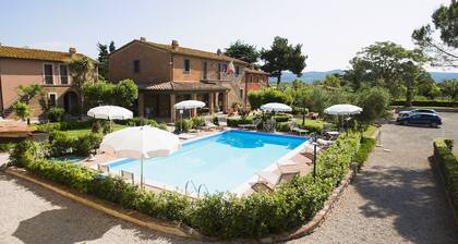 Il Casale di Donoratico con piscina