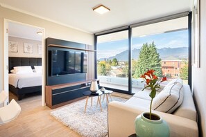 2 多间卧室、熨斗/熨衣板、WiFi、床单