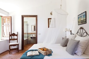 4 chambres, fer et planche Ă repasser, Wi-Fi gratuit, draps fournis