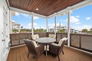 Outdoor dining - Gulf View Seacrest Home, Heated Pool, Rooftop Wrap-Around Balcony, Air Hockey, 5 (Seacrest Beach)